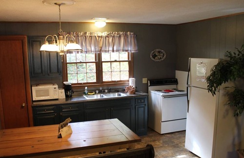 Valley Creek Run Cabin | MOUNTAIN JOY COTTAGES #2 - WOLF