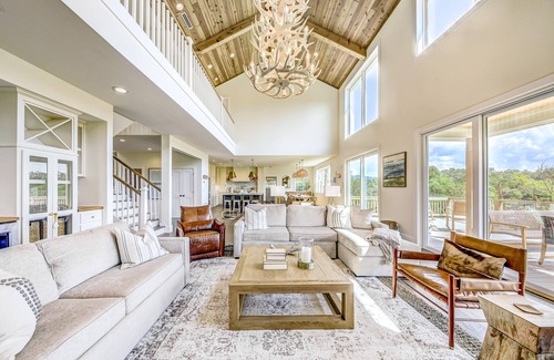 Blairsville House | Mountain Lakeside Home w/2-Story Deck, Hot Tub, Fireplace & Firepit