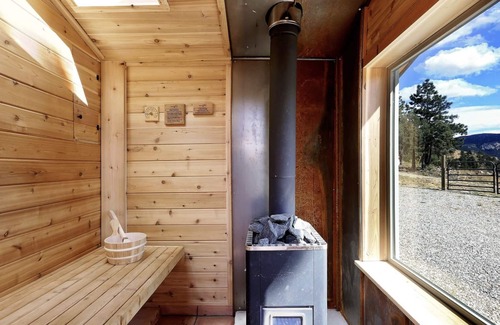 Idaho Springs House | Mountain Liv’n Modern 100% Off-grid Home with Amazing Views
