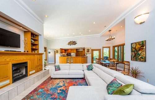 Marshall House | Mountain Luxury Villa at Stony Woods near Asheville Pet Friendly