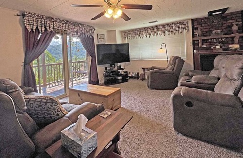 Robbinsville House | Mountain Memories Cottage