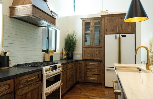 West Glacier House | Mountain Modern River Retreat one mile from Glacier Park & 30 mi from Whitefish!