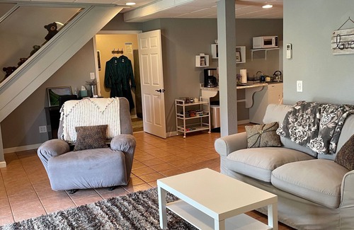 Weaverville Apartment | Mountain Oasis
