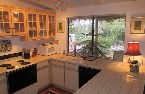 Palm Desert House | Mountain Retreat in Center of City, Spectacular View