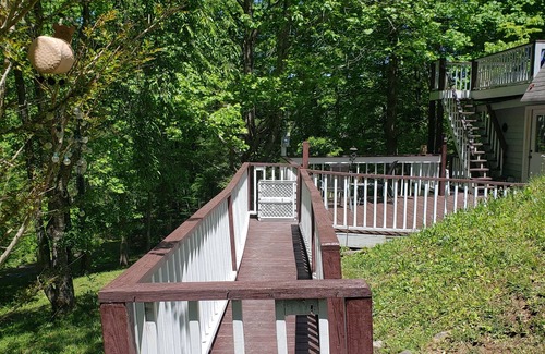 Hayesville Apartment | Mountain retreat