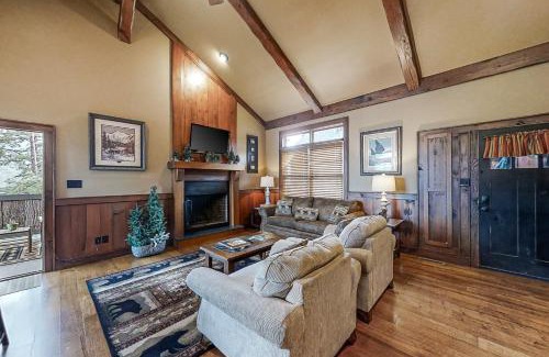 Wears Valley House | Mountain Solitude Cabin