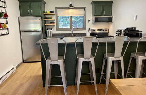 Davis House | Mountain State Escape Perfect Location