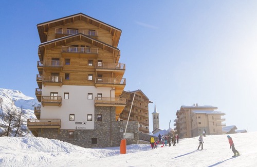 Tignes Apartment | Mountain Stay with Spa
