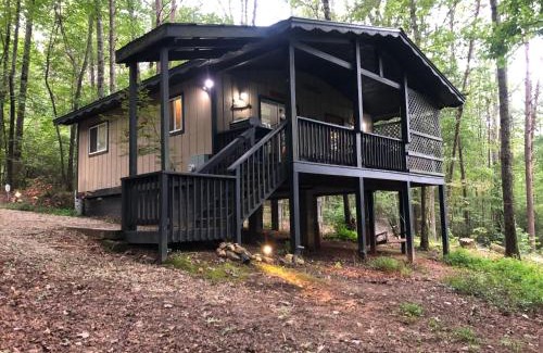 Sautee Nacoochee House | Mountain-top Cabin Get-away with Hot tub and a View