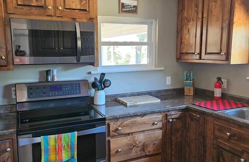 Flat Rock House | Mountain Top Farm House