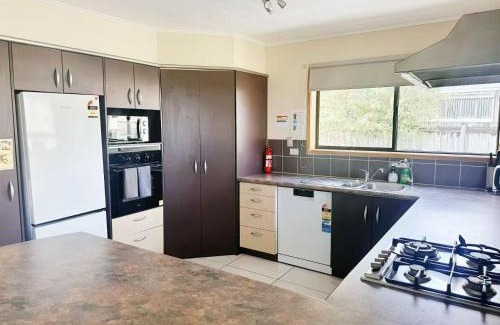 Rotorua House | Mountain Top kiwi star holiday home