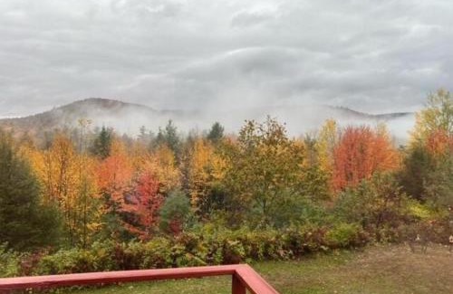 Lake George House | Mountain View 4 bedroom villa at Lake George