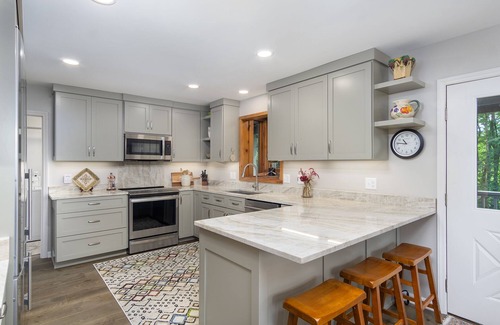 Montreat House | Mountain View | 4 Bedroom Montreat Home | Pet Friendly - 4 Bedroom, 3.5 Bathroom