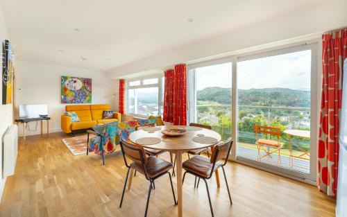 Ambleside House | Mountain View at 5 Badgers Rake