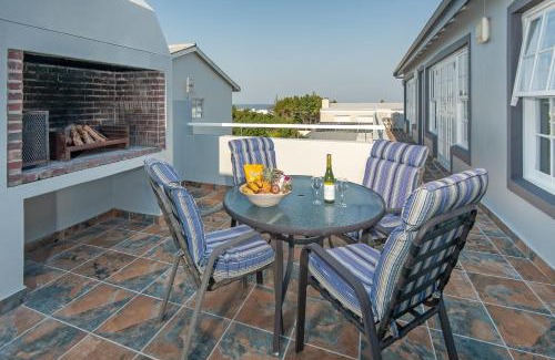 Voelklip House | Mountain View by Top Destinations Rentals