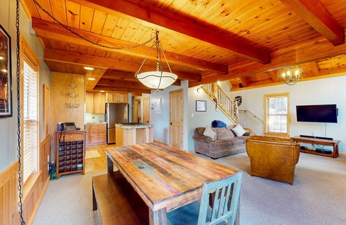 Serene Lakes Cabin | Mountain-view cabin with a deck, gas fireplace, washer/dryer, & central AC