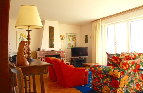 Lens Apartment | Mountain view & Central | Flaminia C
