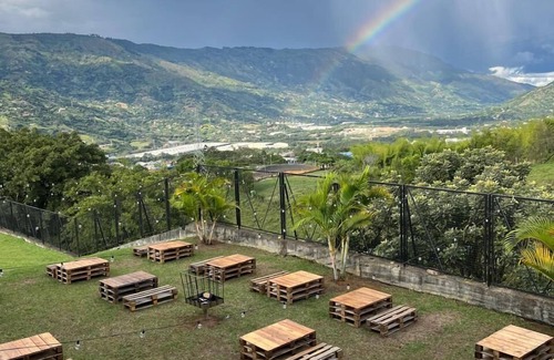 Girardota Hotel | Mountain View