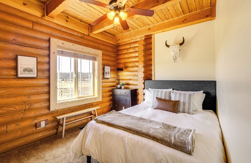 Fort Valley Cabin | Mountain-View Flagstaff Cabin: 8 Mi to Snowbowl!
