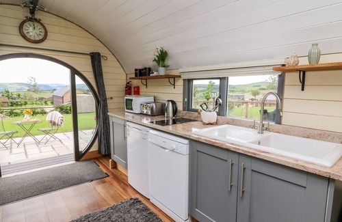 Rhayader Cottage | Mountain View