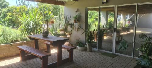 Vanrhynsdorp House | Mountain View Guesthouse