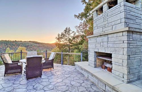 Mountain View House | Mountain View Hideaway with Outdoor Fireplace!