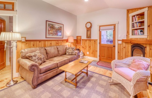 Stowe Hollow House | Mountain view home w/ gas fireplace & private hot tub - at Pinnacle Trail access