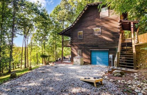 Blairsville House | Mountain View, hot tub, fire pit, game room