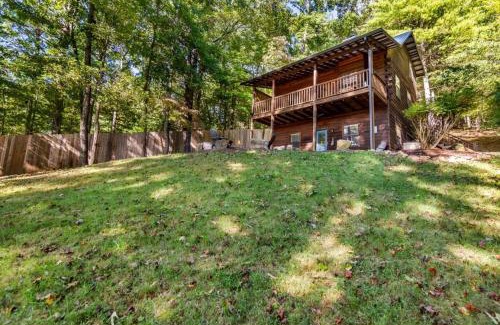 Blairsville House | Mountain View, hot tub, fire pit, game room