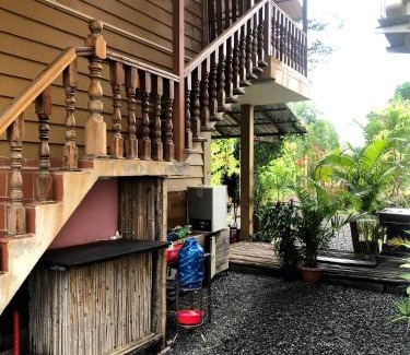 Kampot Villa | Mountain View House Kampot