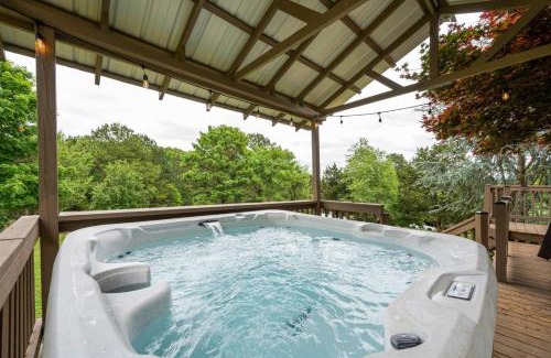 Dandridge House | Mountain View Lake House Hot Tub, Home Theater, Game Room, Fire Pit, Pet Friendly