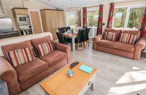 Whitland House | Mountain View Lodge