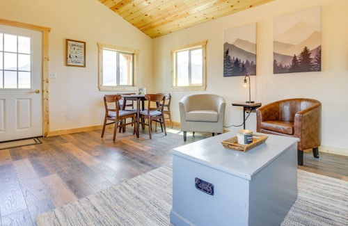 Whitehall Cabin | Mountain-View Montana Rental Cabin on Alpaca Farm!
