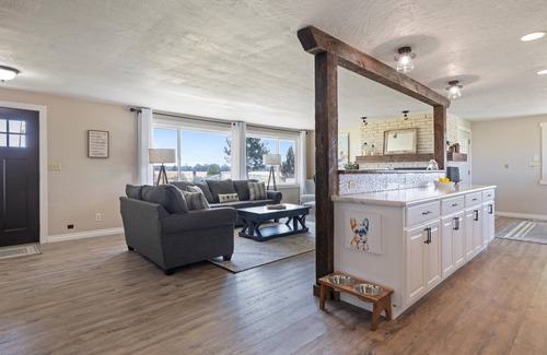 Walla Walla House | Mountain View Ranch -Scenic Beauty and Tranquility