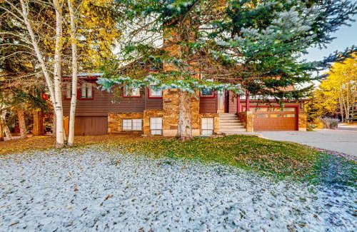 South Snyderville Basin House | Mountain View Retreat - Unit A - Main Home