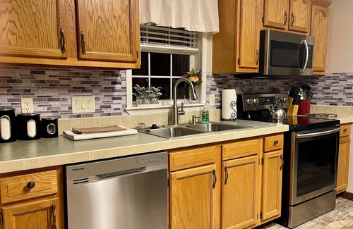 Mena House | Mountain View Stay LLC - The perfect place to get away, relax and enjoy nature.