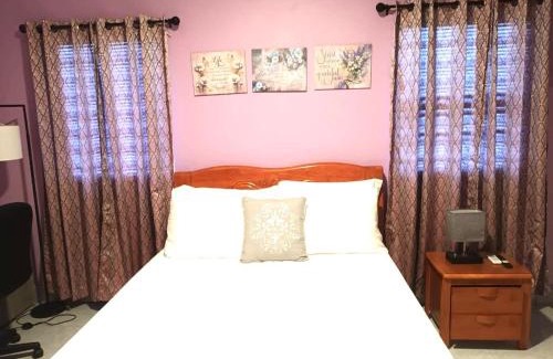 Madame's Estate House | Mountain View