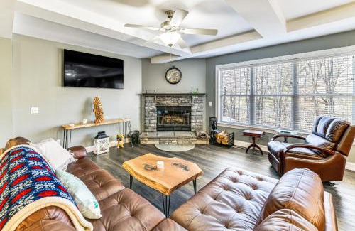 Arkville House | Mountain Views and Brook Access Home in Arkville!