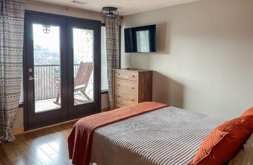 Caton House | Mountain Views at Dolly's Castle Unit 7