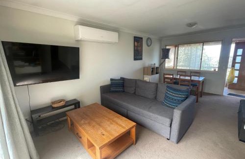 Blackheath House | Mountain Views Cedar Cottage