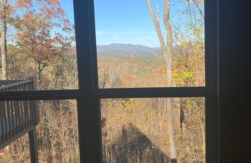 Lakemont House | Mountain views, game room, hot tub , king bed