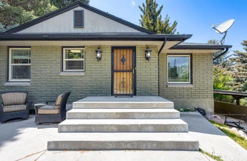 Lava Hot Springs House | Mountain Views Walkable Lava Hot Springs Home!
