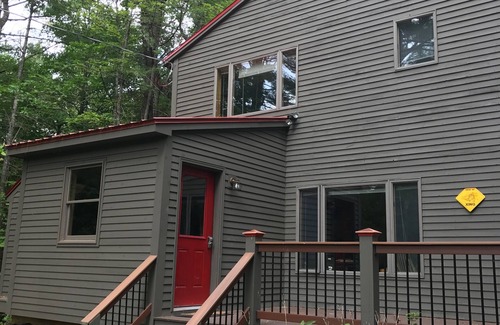 Sunday River Area Condo | Mountain views with comforts of home. 5 minute drive to mountain!