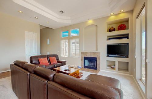 North Scottsdale Apartment | Mountain Vista Retreat