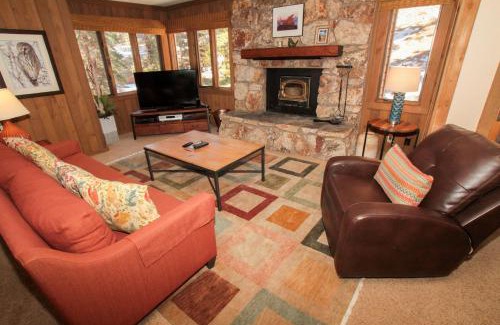 Mammoth Lakes House | Mountainback #73, Den