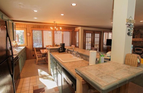 Mammoth Lakes Condo | Mountainback at Mammoth