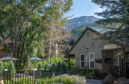 Telluride Apartment | Mountainside Inn 206 1 Bedroom Hotel Room by Alpine Lodging Telluride
