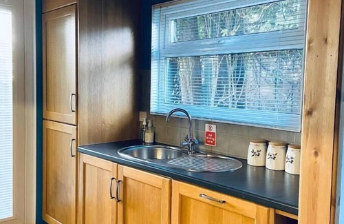 Aberdovey Cabin | Mountainside Lodge in Aberdovey - near beach