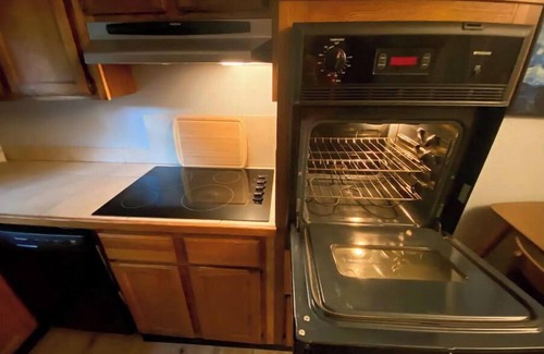 Knoxville House | Mountainside retreat 20 minutes from Downtown