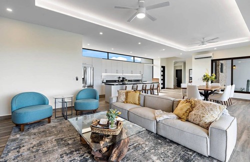 Coco House | Mountaintop 4-Bedroom with Pool, Huge Views